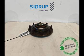 Deutz-Fahr Agrotron 4.85 LEFT Front axle hub