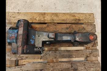 salg af Deutz-Fahr Agrotron 4.85 LEFT Front axle house
