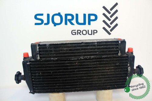 salg af Ölkühler Deutz-Fahr Agrotron 106