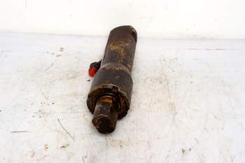 salg af Fiat 90-90 Lift Cylinder