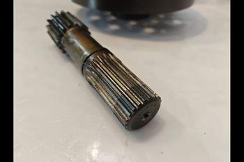 salg af Deutz-Fahr Agrotron 90 LEFT Front axle final drive