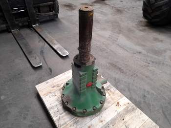 salg af Achstrichter John Deere 4755 LINKS