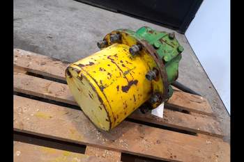 salg af Endandtrieb Vorderachse John Deere 6920 RECHT