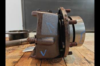 salg af Deutz-Fahr Agrotron 105 LEFT Front axle final drive