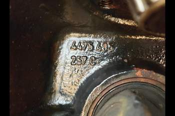 salg af Deutz-Fahr Agrotron 105 LEFT Front axle final drive