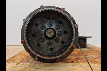 salg af Deutz-Fahr Agrotron 105 LEFT Front axle final drive