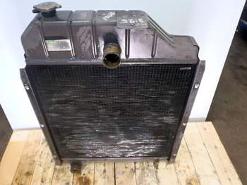salg af Wasserkühler Massey Ferguson 3125