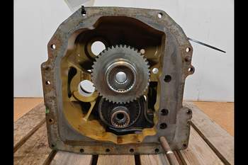salg af Getriebe John Deere 6600