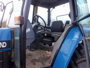 salg af New Holland 6640 traktor
