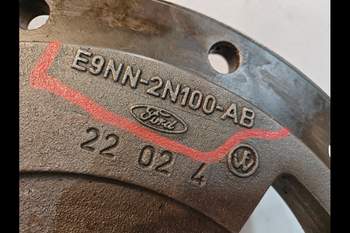 salg af Bremsegehäuse, Hinterachsen Ford 7840 LINKS