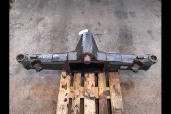 salg af Vorderachsgehäuse Massey Ferguson 8480