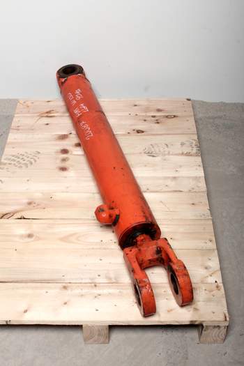 salg af Hydraulische Zylinder Fiat Kobelco W130 Evolution