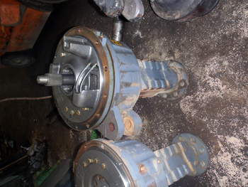 salg af Achstrichter New Holland 7840 RECHT