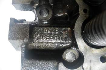salg af Zylinderkopf Volvo L45 D