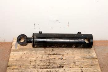 salg af Hydraulische Zylinder Massey Ferguson 8937