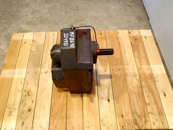 salg af Frontzapfwelle Massey Ferguson 8690