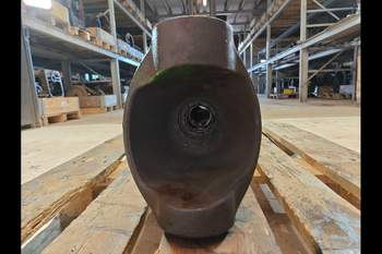 salg af John Deere 6620 LEFT Front axle house