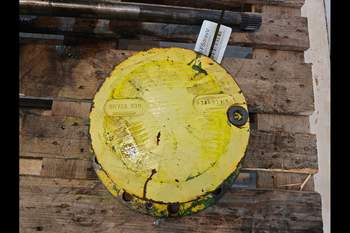 salg af John Deere 6620 LEFT Front axle final drive