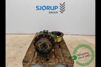 salg af John Deere 6620 LEFT Front axle final drive