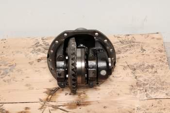 salg af Vorderachsdifferential Massey Ferguson 390
