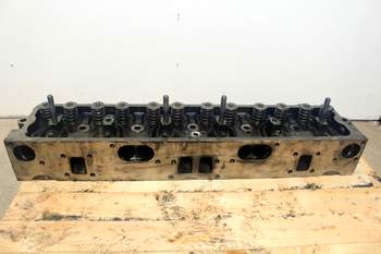 salg af Zylinderkopf Massey Ferguson 6160