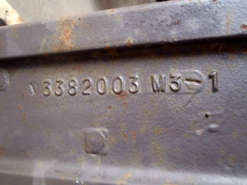 salg af Achstrichter Massey Ferguson 3060 RECHT