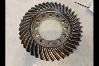 salg af John Deere 8220 Front axle differential