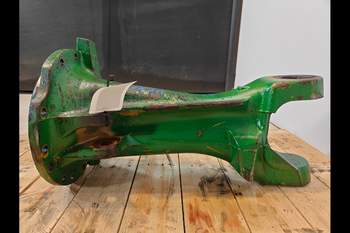 salg af John Deere 8220 RIGHT Front axle house