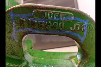 salg af John Deere 8220 LEFT Front axle house