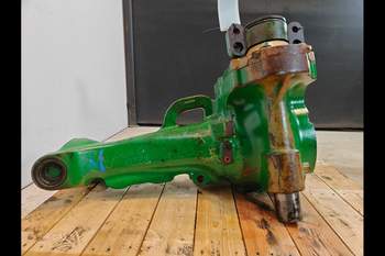 salg af John Deere 8220 LEFT Front axle house
