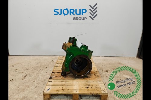 salg af John Deere 8220 LEFT Front axle house