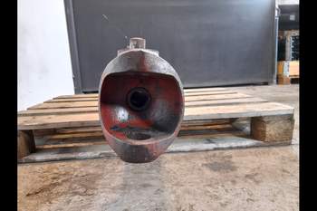 salg af Vorderachsgehäuse Massey Ferguson 6160