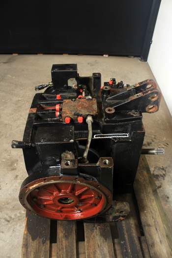 salg af Hinterachsen Case CS130