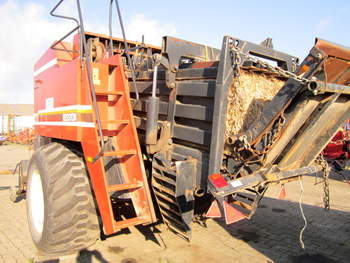 salg af Hesston 4860 S Baler