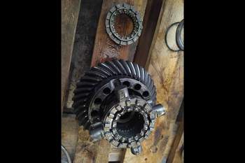 salg af Deutz-Fahr DX6.10 Front axle differential