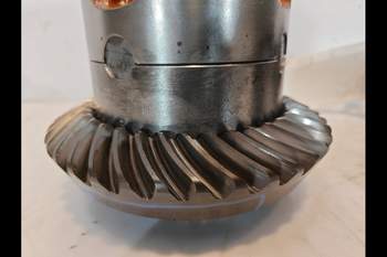 salg af Deutz-Fahr DX6.10 Front axle differential