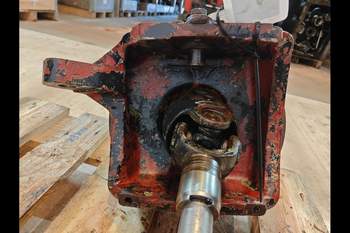 salg af Deutz-Fahr DX6.10 LEFT Front axle final drive