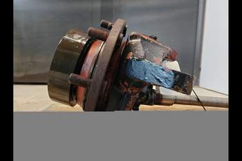 salg af Deutz-Fahr DX6.10 LEFT Front axle final drive