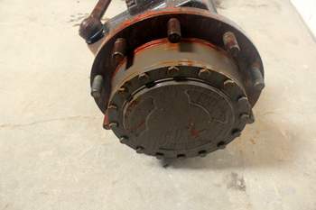 salg af Vorderachse Massey Ferguson 8130