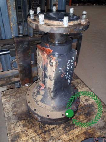 salg af McCormick XTX200 RIGHT Rear Half Axle