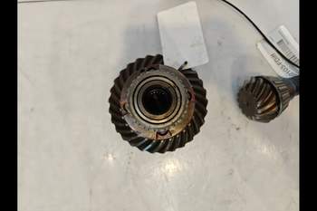 salg af John Deere 6200 Front axle differential