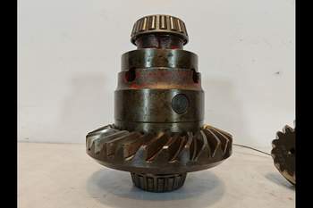 salg af John Deere 6200 Front axle differential