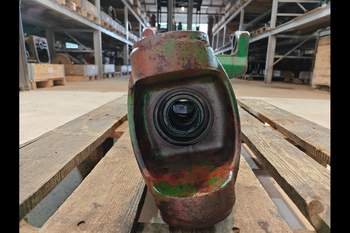 salg af John Deere 6200 RIGHT Front axle house