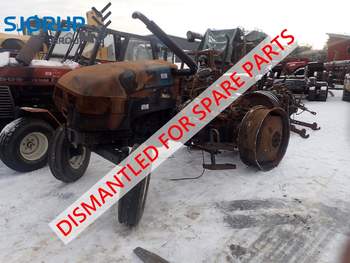 salg af New Holland TL80 tractor