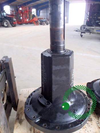 salg af Case MX240 LEFT Rear Half Axle