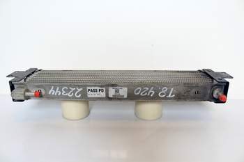 salg af Ölkühler New Holland T8.420
