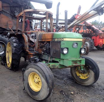 salg af John Deere 2850 traktor
