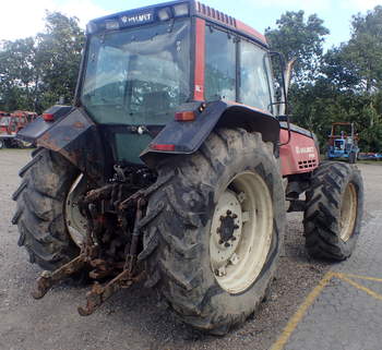 salg af Valmet 8100 traktor