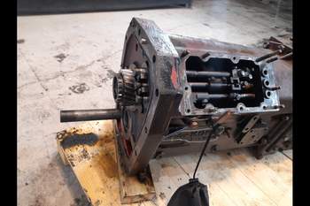 salg af Getriebe Zetor Forterra 11441