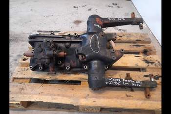 salg af Heckkraftheber Zetor Forterra 11441
